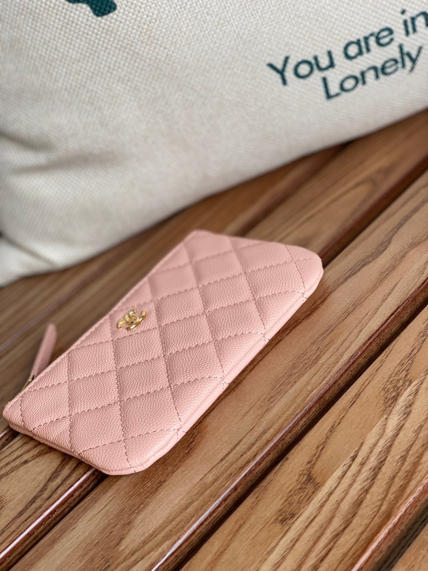 CC ZIPPED WALLET 15 LIGHT PINK CAVIAR GOLD HARDWARE