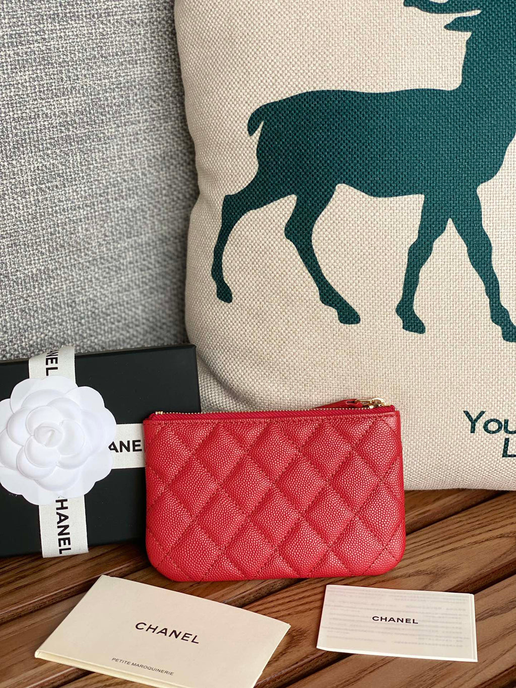 CC ZIPPED WALLET 15 RED CAVIAR GOLD HARDWARE