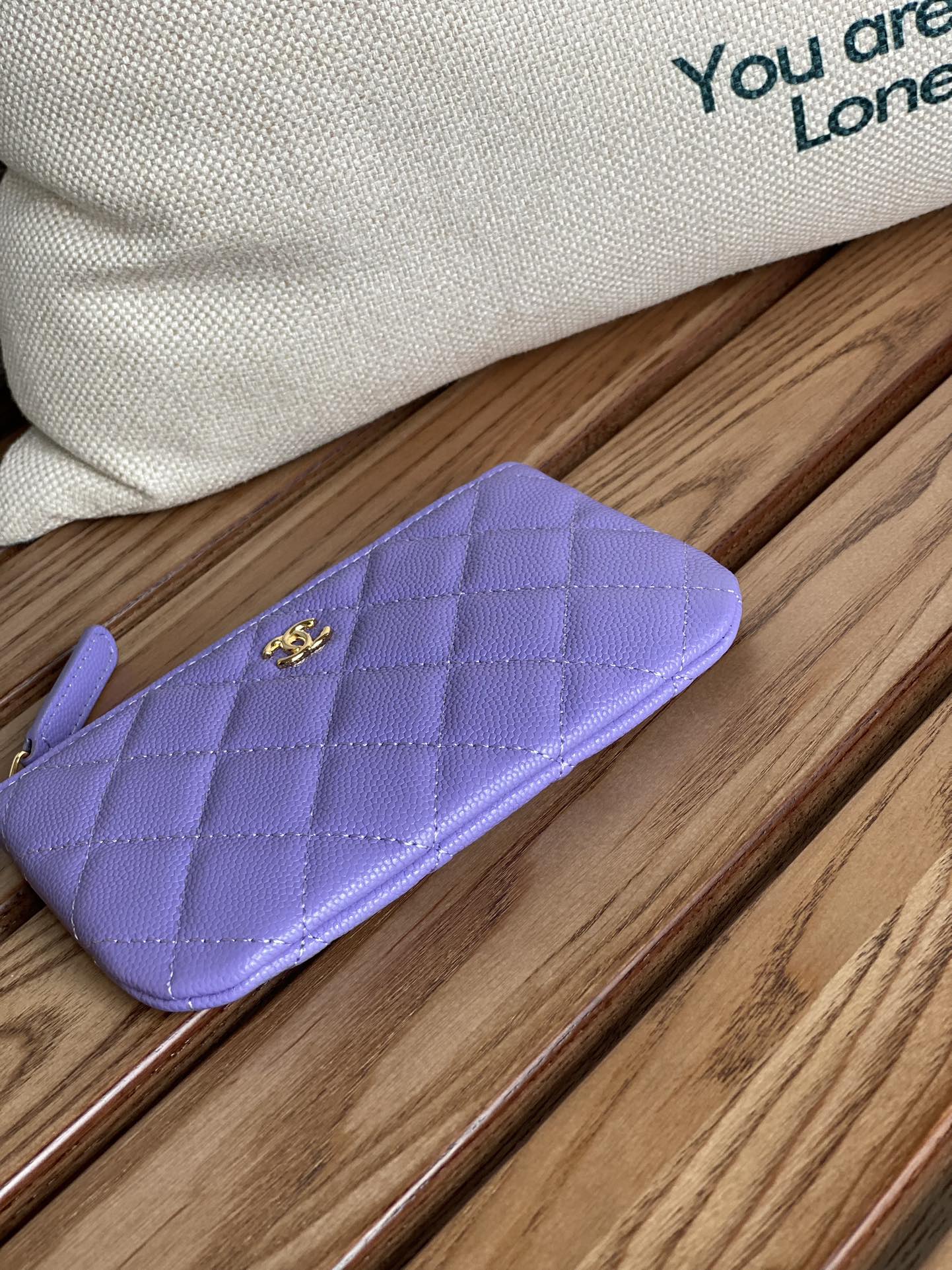 CC ZIPPED WALLET 15 PURPLE CAVIAR GOLD HARDWARE