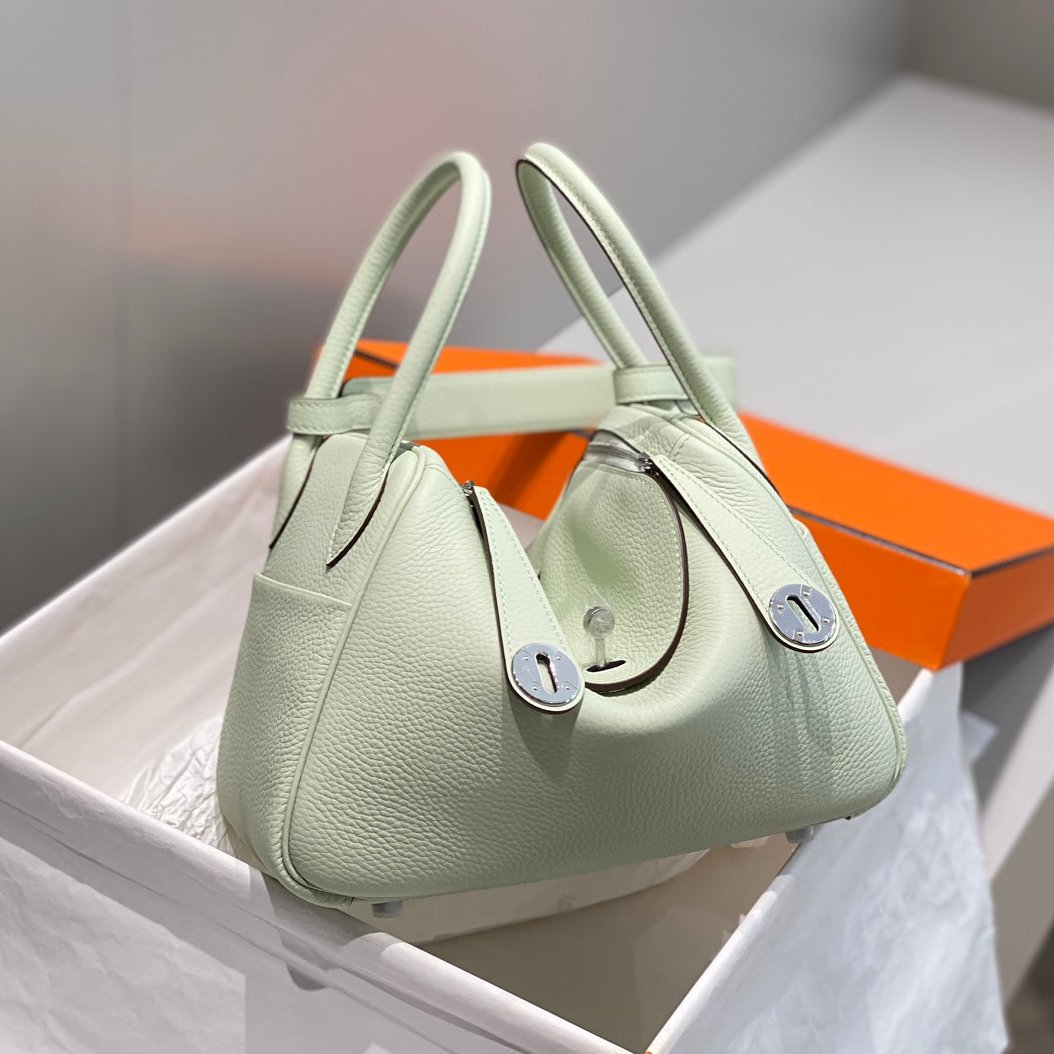 SAC HM LINDY 26 CUIR TAURILLON CLEMENCE MENTHE