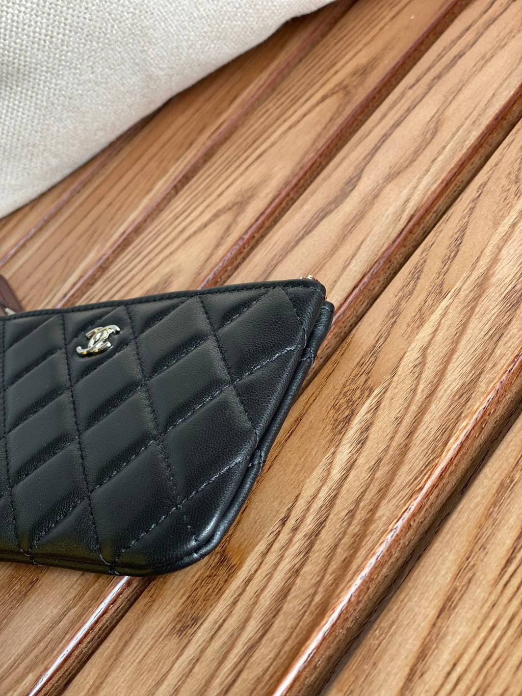 CC ZIPPED WALLET 15 BLACK LAMBSKIN SILVER HARDWARE