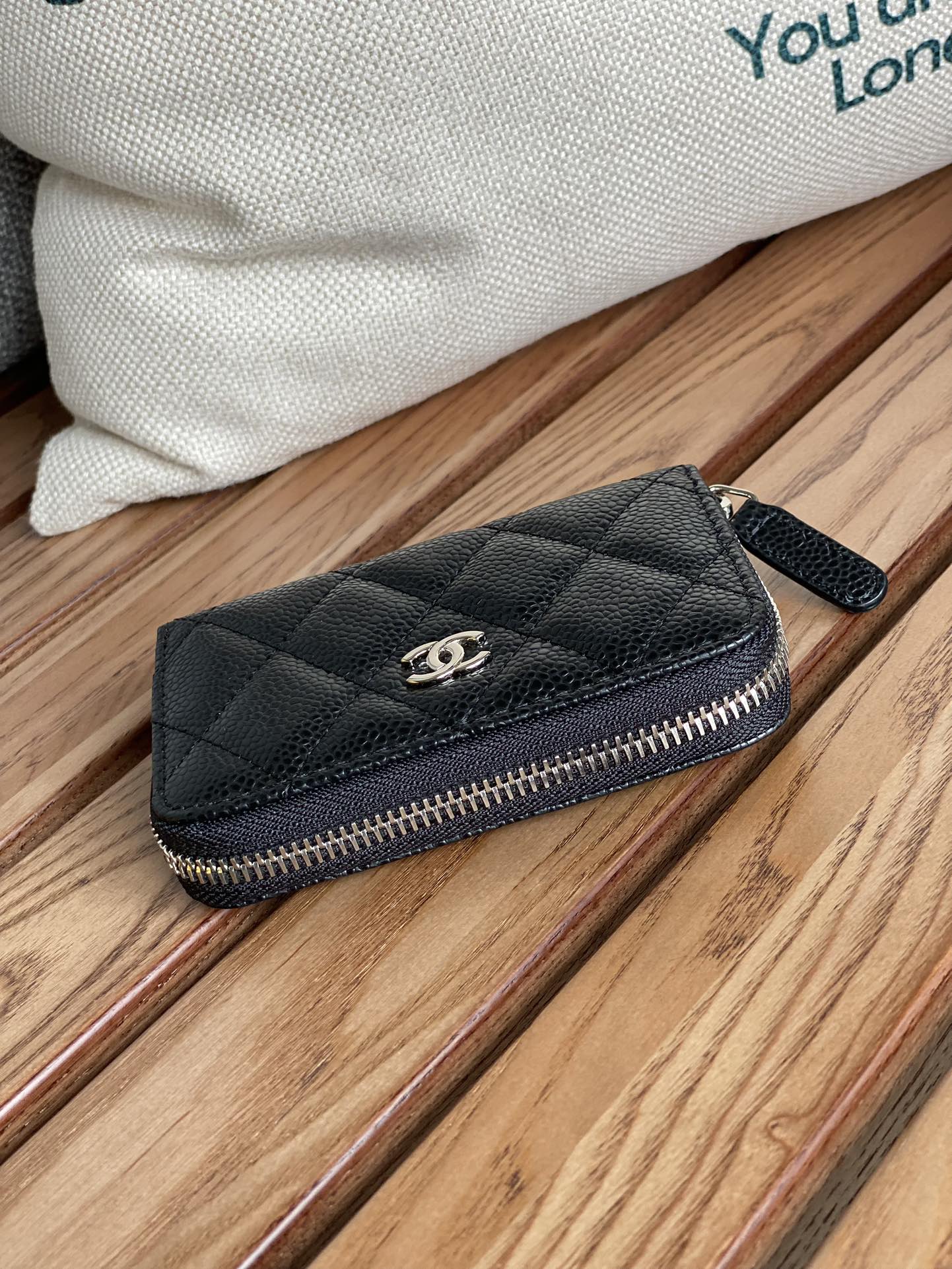 CC ZIPPED WALLET 7.5CM BLACK CAVIAR SILVER HARDWARE