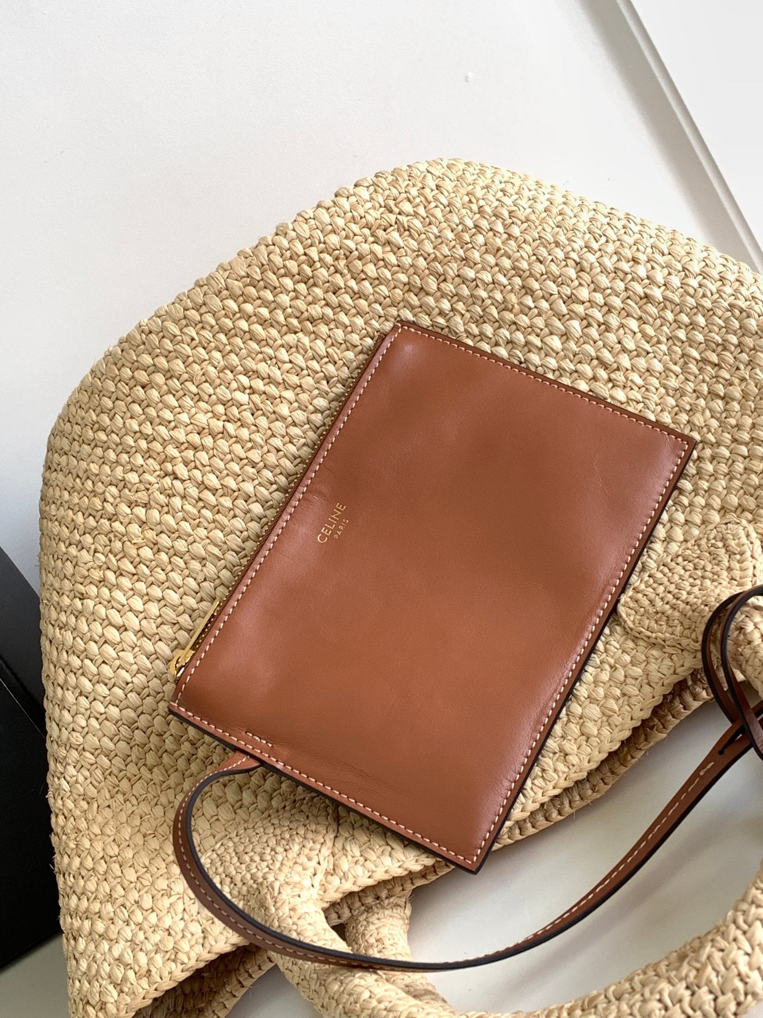 SAC SEAU ADO TRIOMPHE PAILLE 23CM RAPHIA CUIR DE VEAU MARRON
