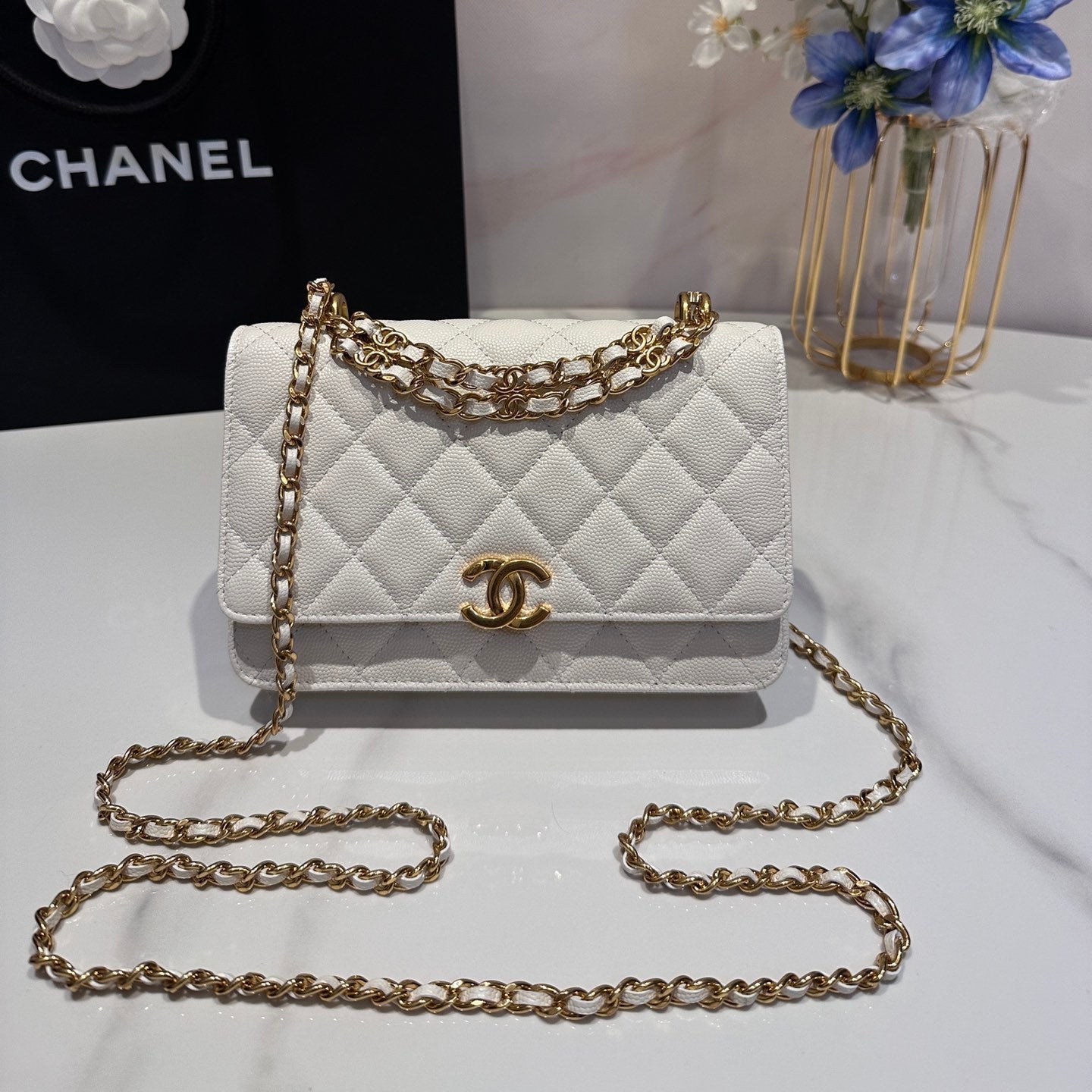 CC 24K WOC 19CM CUIR DE VEAU GRAINÉ CRÈME QUINCAILLERIE OR