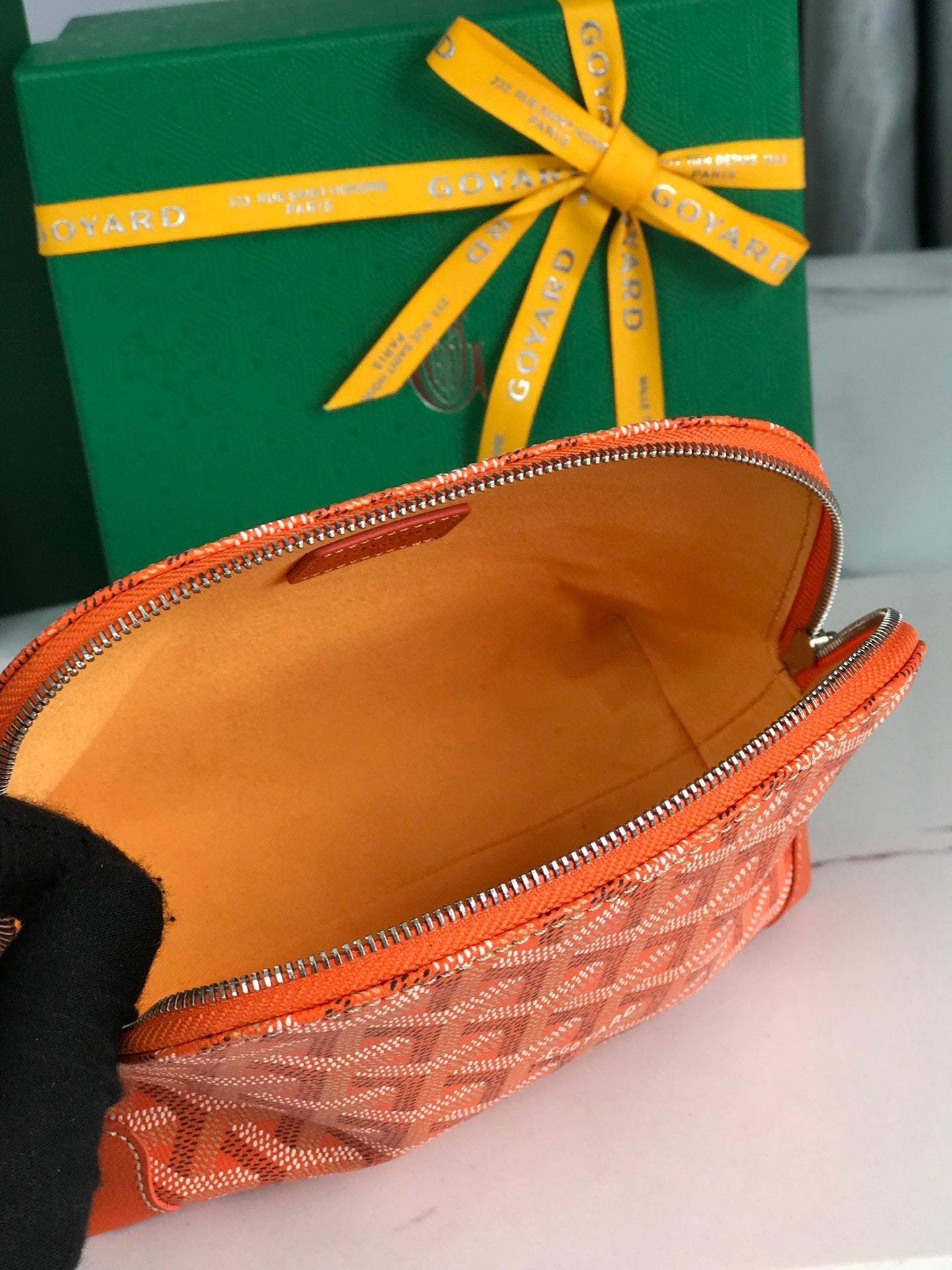 TROUSSE À COSMÉTIQUES VENDÔME 17 EN TOILE GOYARDINE ORANGE ET GARNITURES EN CUIR DE VEAU