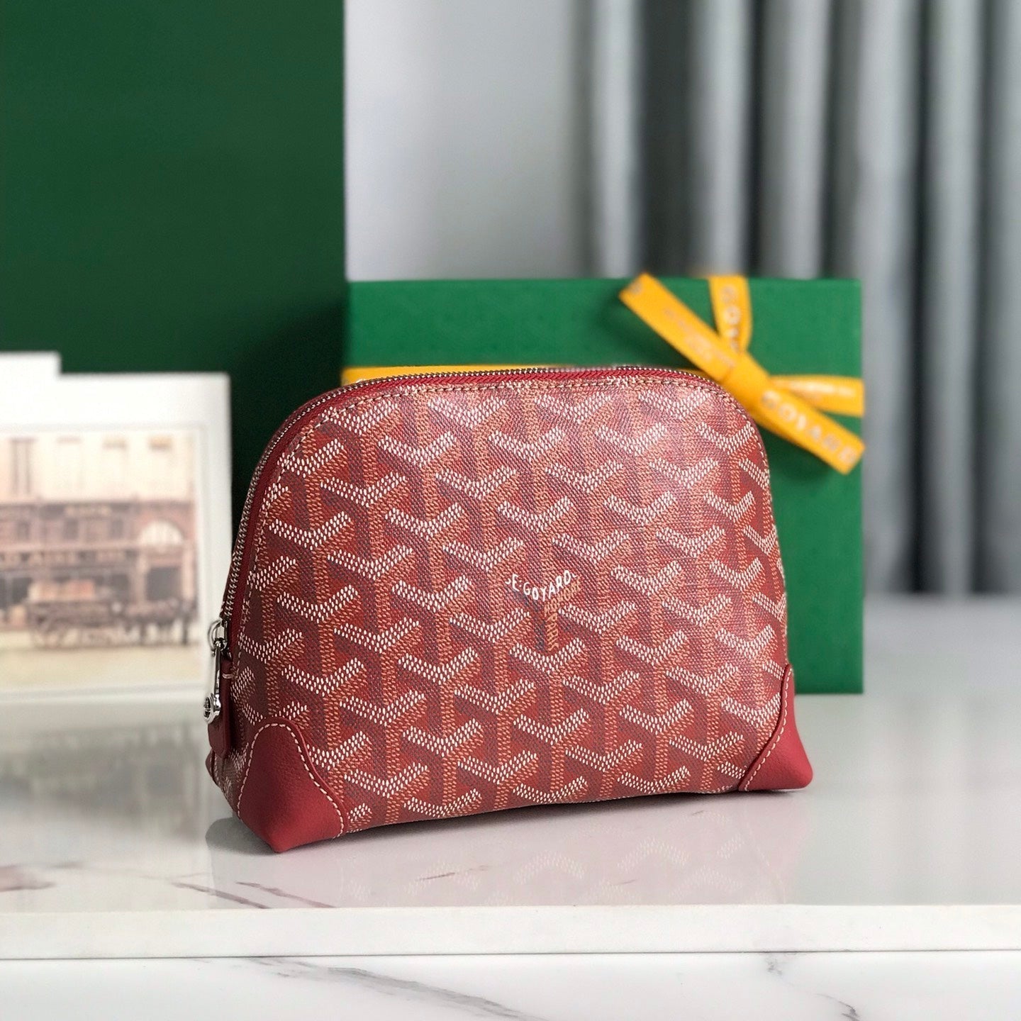 TROUSSE À COSMÉTIQUES VENDÔME 17 EN TOILE GOYARDINE ROUGE CLASSIQUE ET GARNITURES EN CUIR DE VEAU