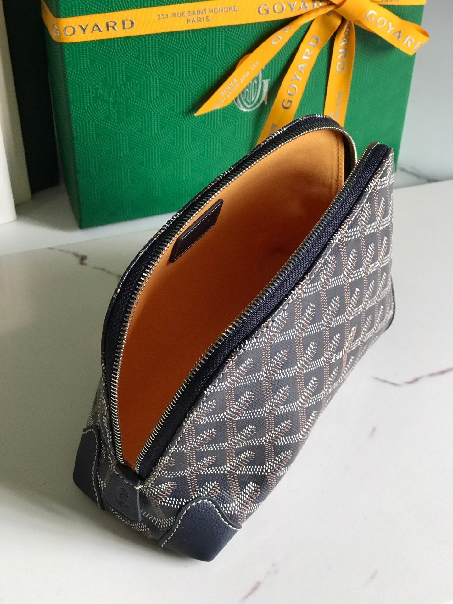 TROUSSE À COSMÉTIQUES VENDÔME 17 EN TOILE GOYARDINE BLEU MARINE ET GARNITURES EN CUIR DE VEAU