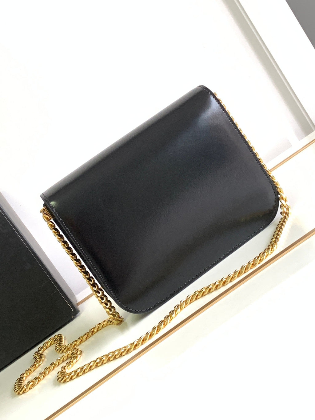 COLLEGE TRIOMPHE 20 NOIR CLAFSKIN QUINCAILLERIE DORÉ