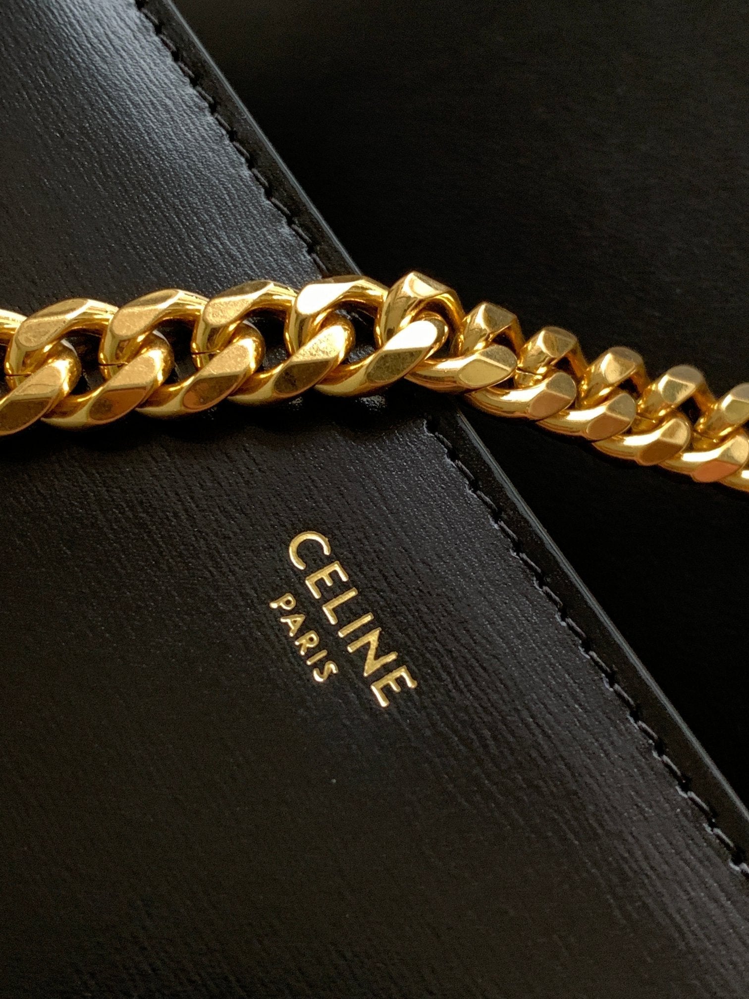 COLLEGE TRIOMPHE 20 NOIR CLAFSKIN QUINCAILLERIE DORÉ