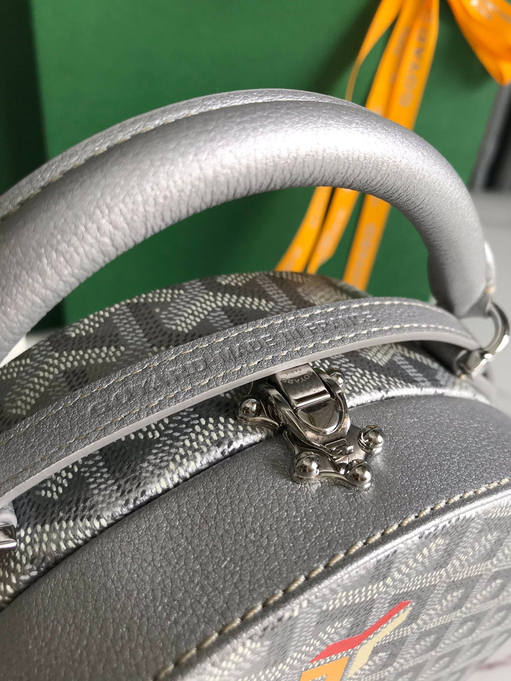 LE SAC COFFRE ALTO HATBOX 18 EN TOILE GOYARDINE GRISE