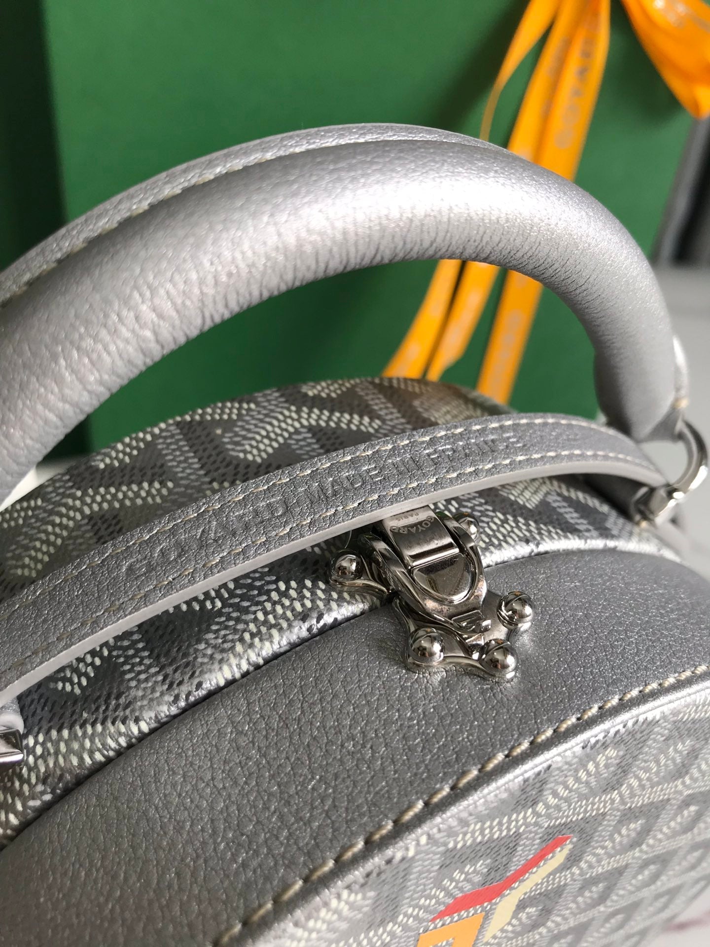 LE SAC COFFRE ALTO HATBOX 18 EN TOILE GOYARDINE GRISE