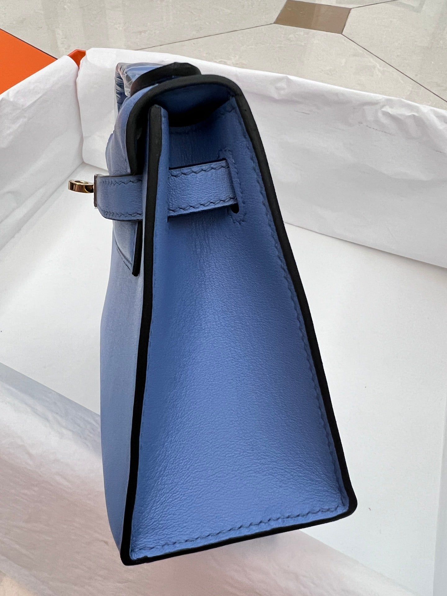 POCHETTE HM KELLY 22CM BLEU CLAIR SWIFT QUINCAILLERIE OR