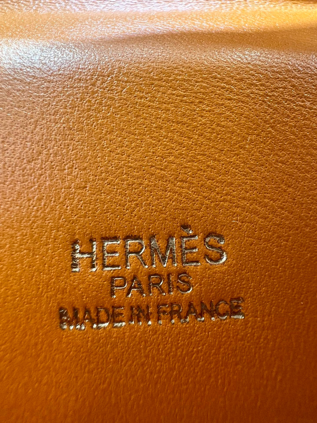 POCHETTE HM KELLY 22 CM ORANGE SWIFT QUINCAILLERIE DOREE