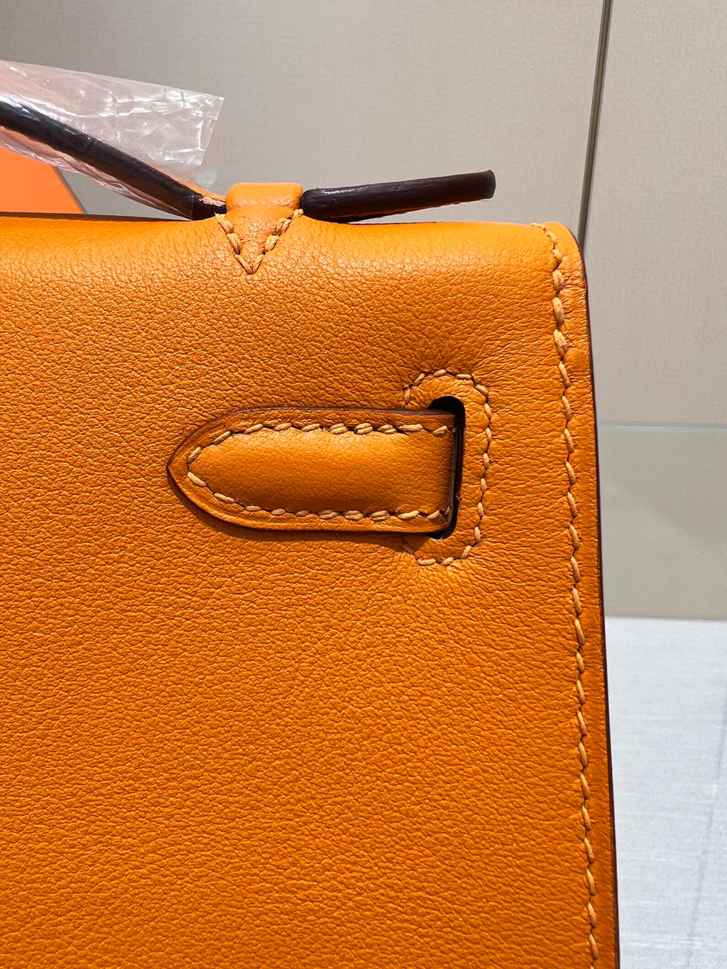 POCHETTE HM KELLY 22 CM ORANGE SWIFT QUINCAILLERIE ARGENTÉE