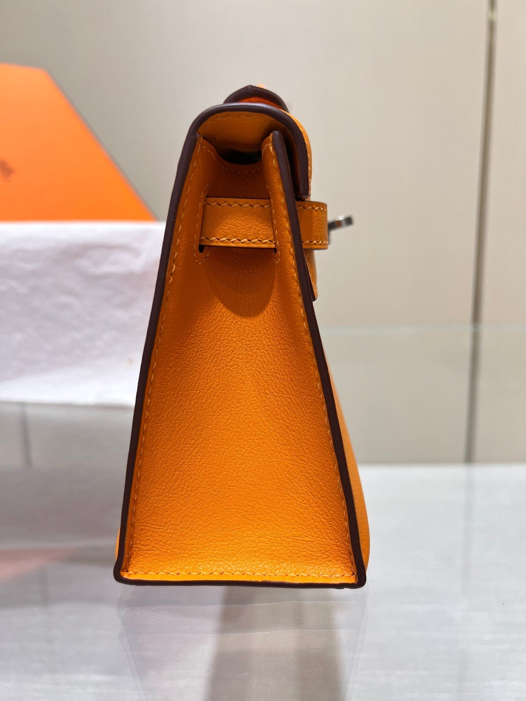 POCHETTE HM KELLY 22 CM ORANGE SWIFT QUINCAILLERIE ARGENTÉE