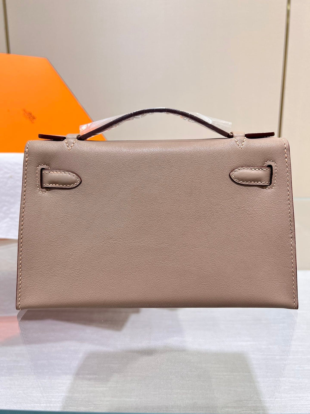 POCHETTE HM KELLY 22CM GRIS ASPHALT SWIFT GOLD HARDWARE