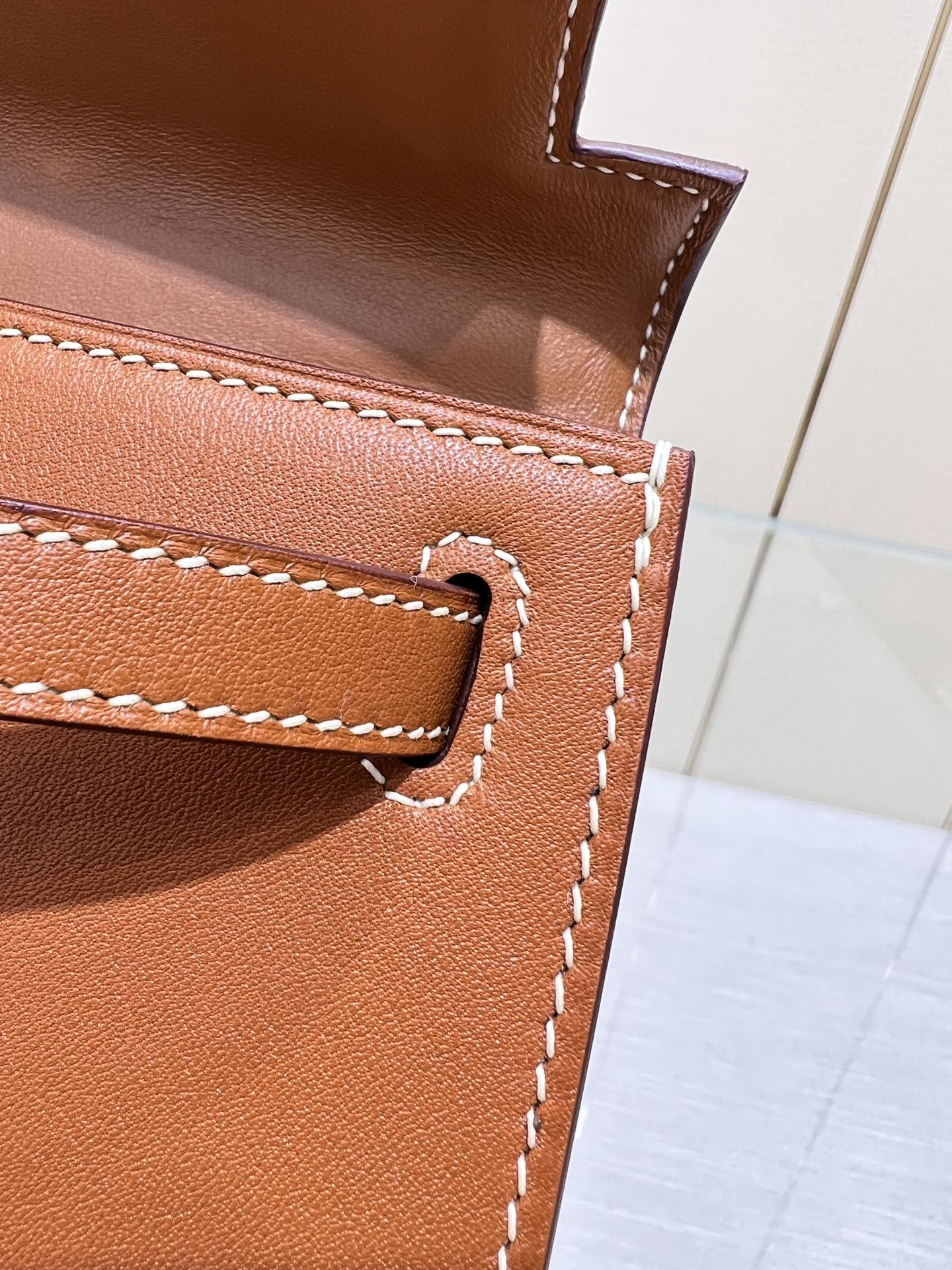 POCHETTE HM KELLY 22CM DORÉ SWIFT QUINCAILLERIE DORÉ