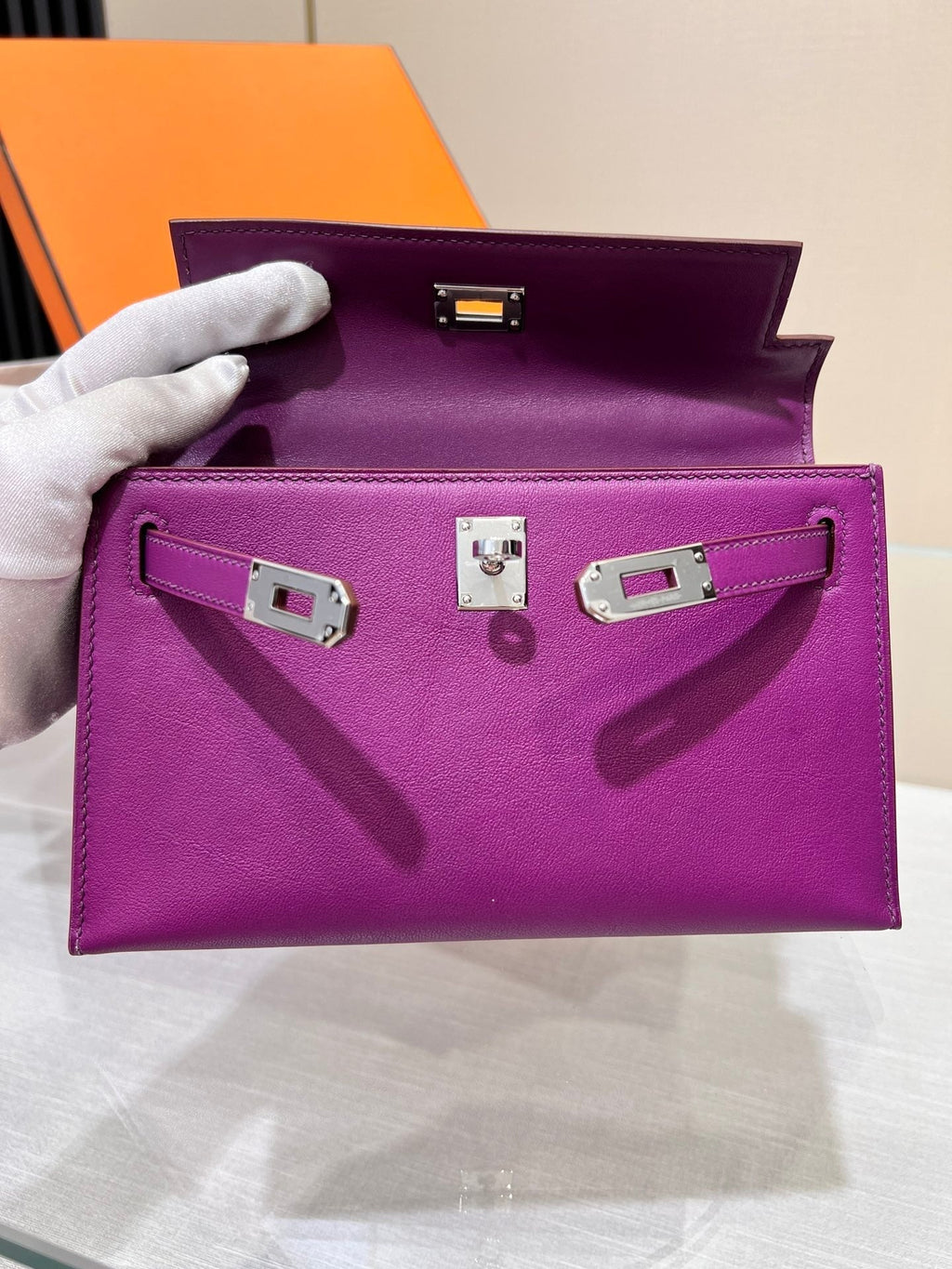 POCHETTE HM KELLY 22 CM VIOLET SWIFT QUINCAILLERIE ARGENTÉE