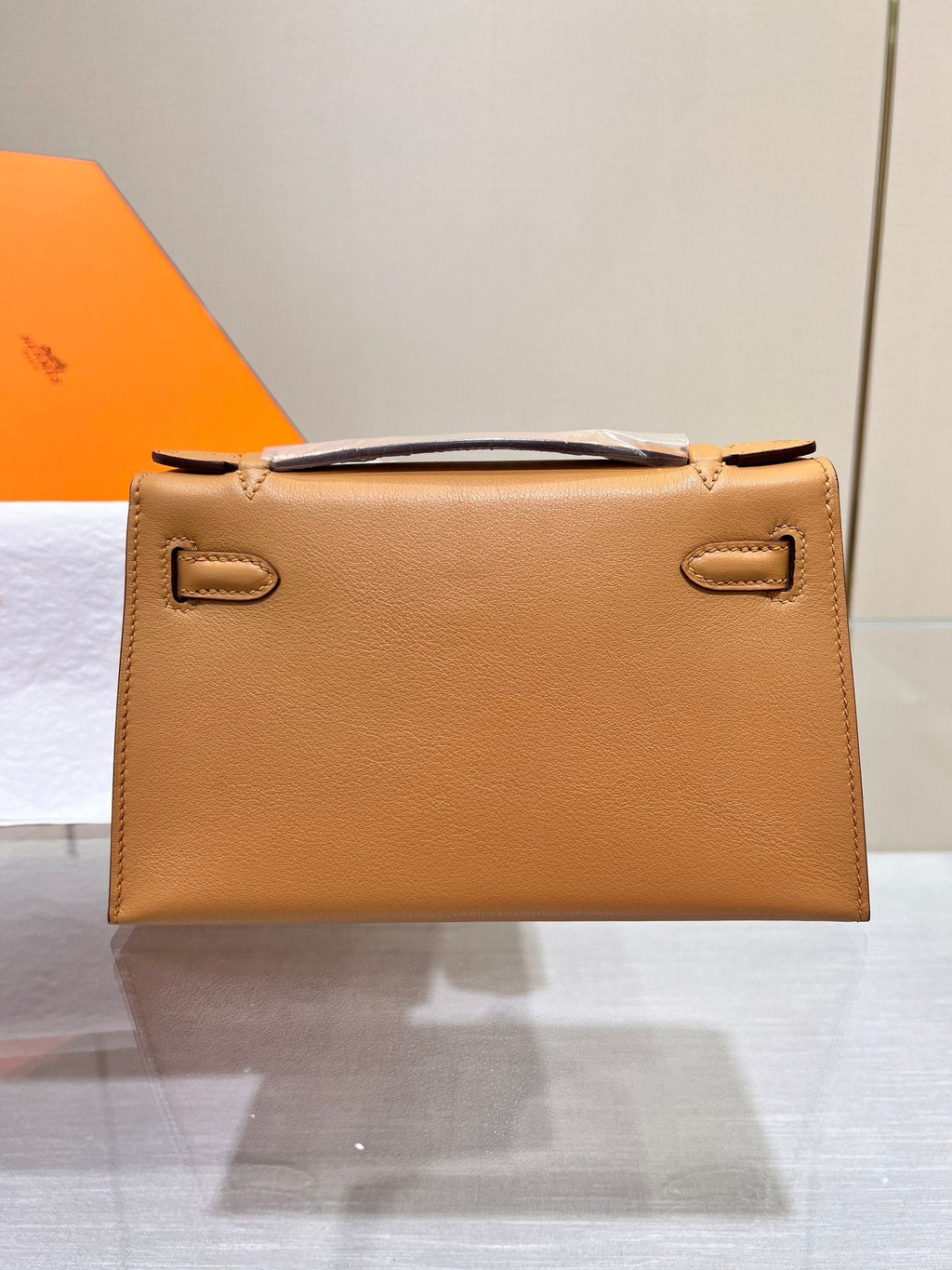 POCHETTE HM KELLY 22 CM MARRON SWIFT QUINCAILLERIE DORÉ