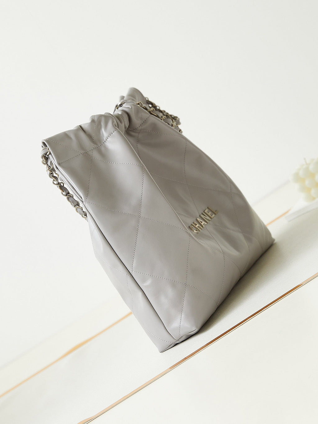 CC 22 HOBO GREY CALFSKIN SILVER HARDWARE