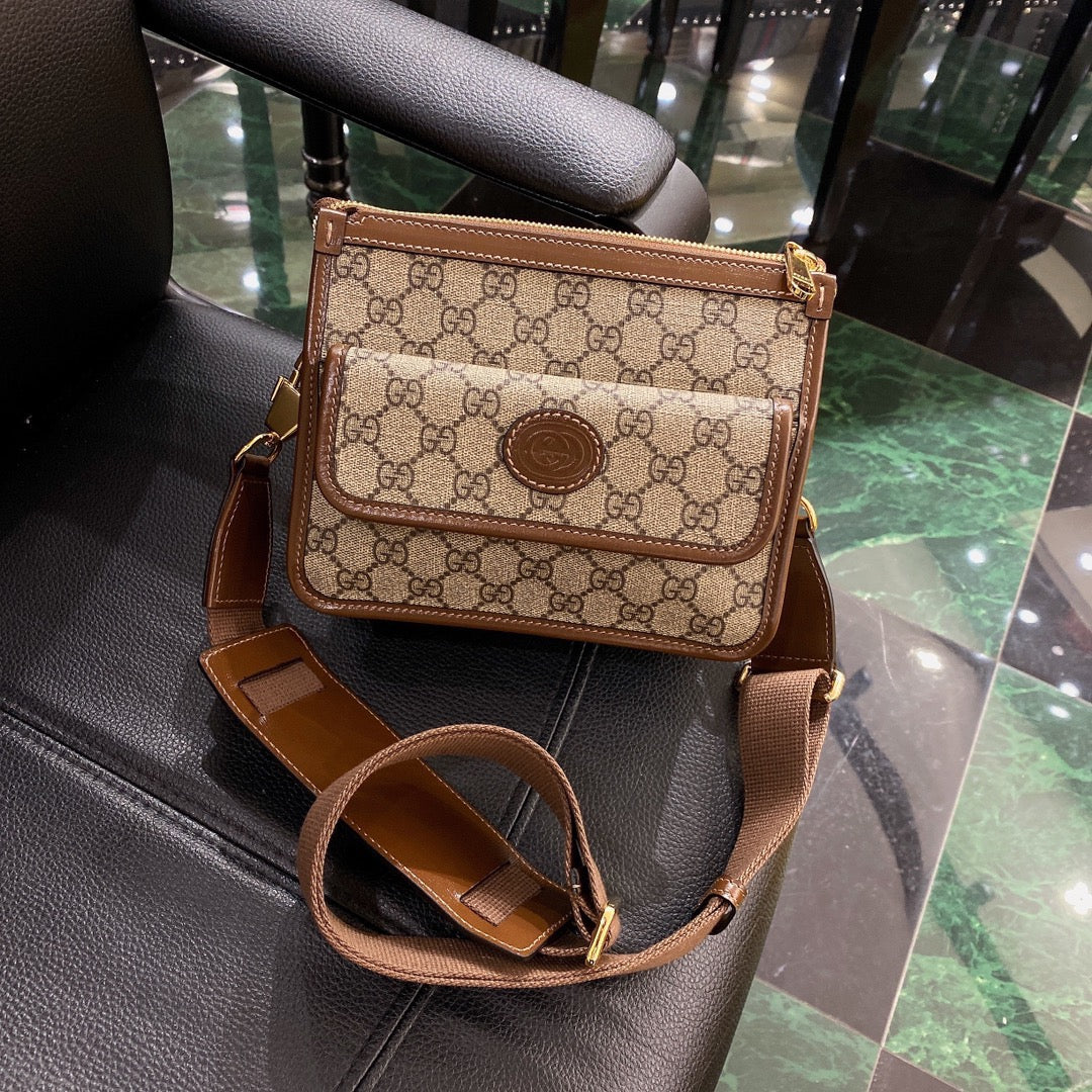 SAC BANDOULIÈRE GG SMALL 21 AVEC ÉTIQUETTE EN TOILE BEIGE ET CUIR DE VEAU MARRON