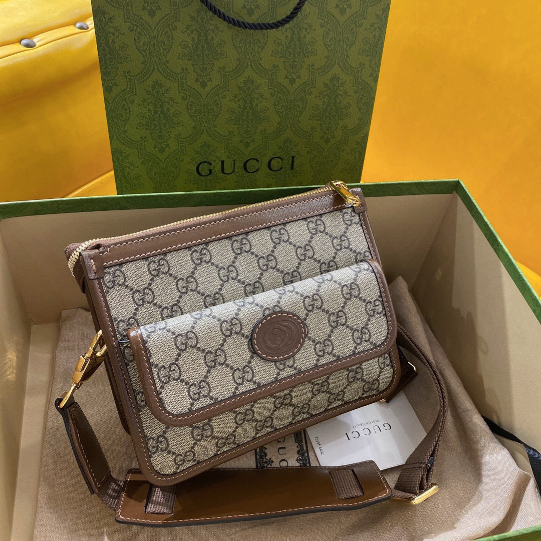 SAC BANDOULIÈRE GG SMALL 21 AVEC ÉTIQUETTE EN TOILE BEIGE ET CUIR DE VEAU MARRON