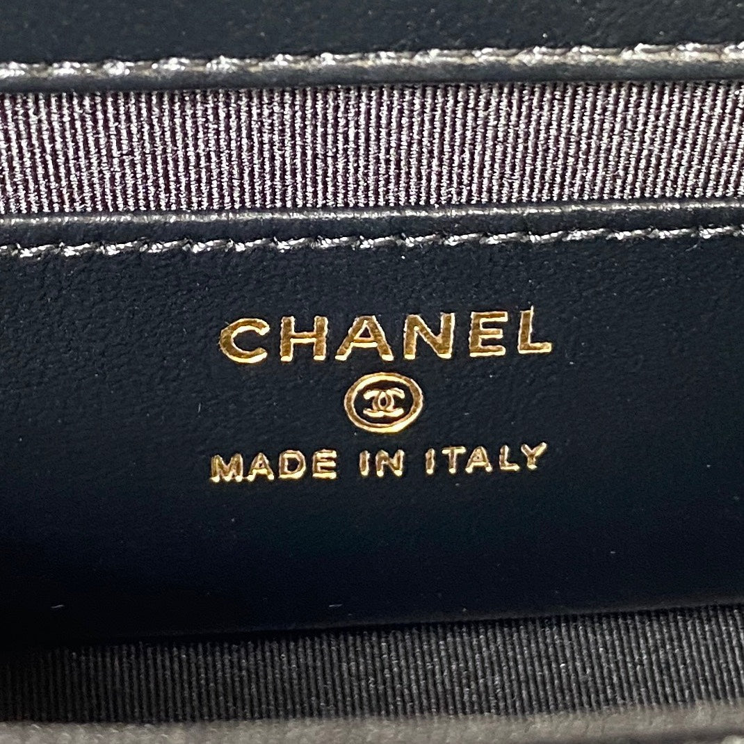 MINI SAC À RABAT 13 EN CUIR D'AGNEAU NOIR AVEC POIGNÉE DORÉE