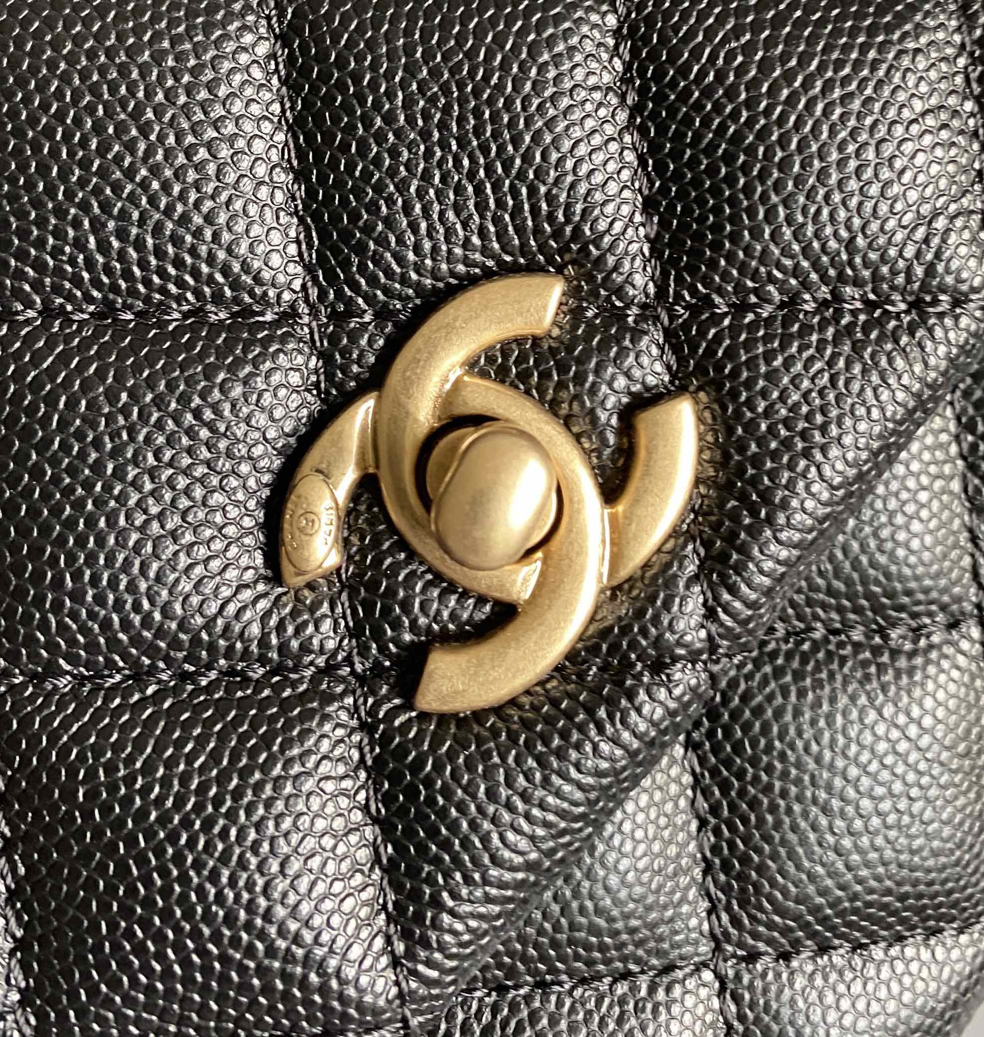 COCO HANDLE FLAP BAG 23CM BLACK QUILTED CAVIAR WITH RED TOP HANDLE