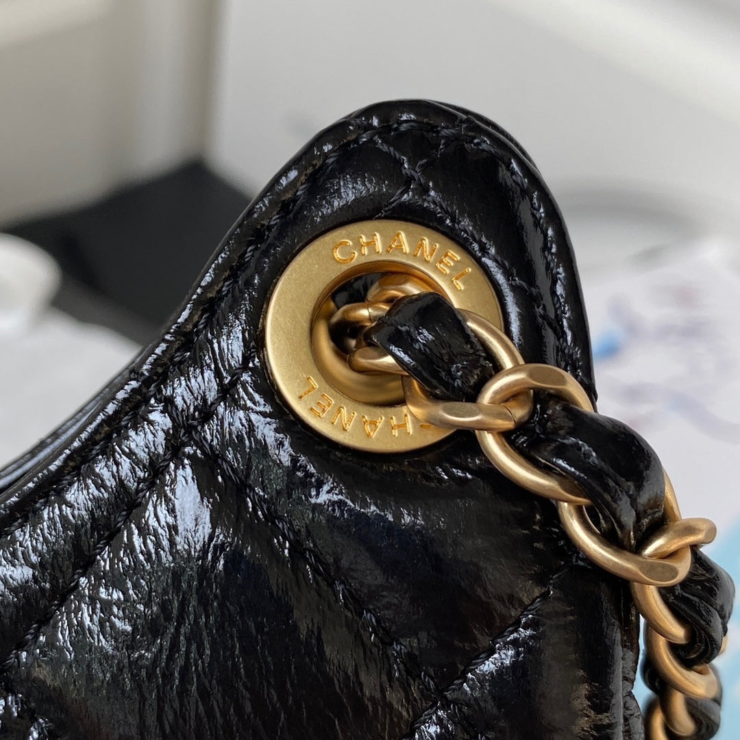 CC HOBO BAG 17 BLACK OIL WAX LEATHER