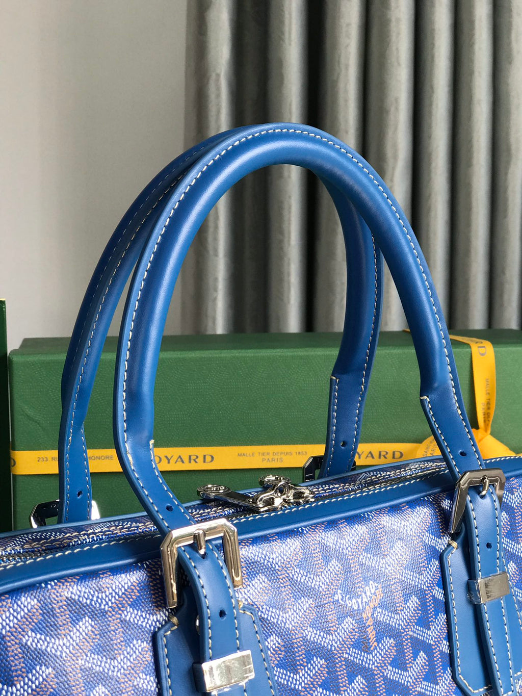 PORTE DOCUMENT AMBASSADE 35 EN TOILE GOYARDINE BLEU SAPHIR