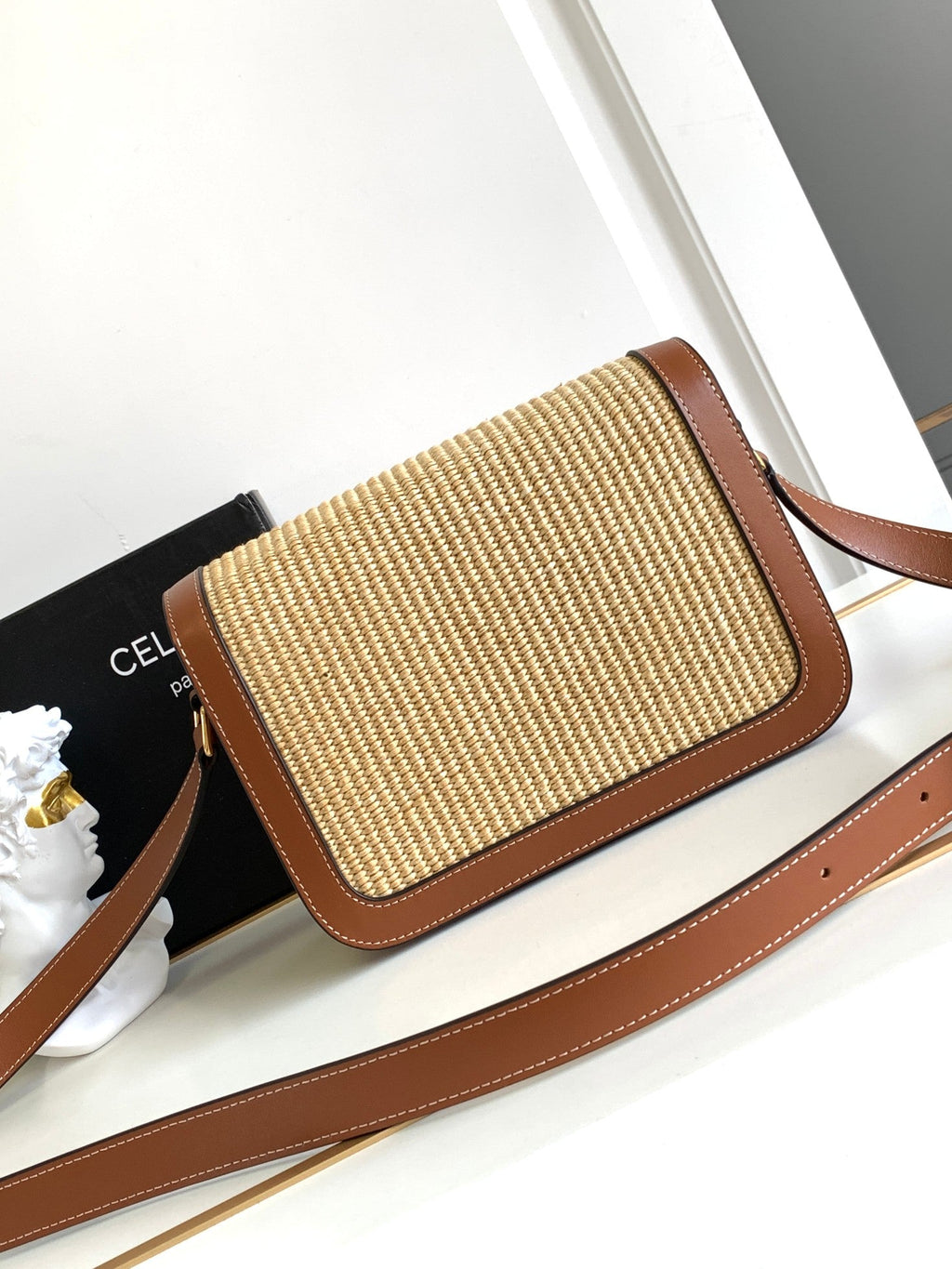 CLASSIQUE TRIOMPHE 22CM TEXTILE ET CUIR DE VEAU