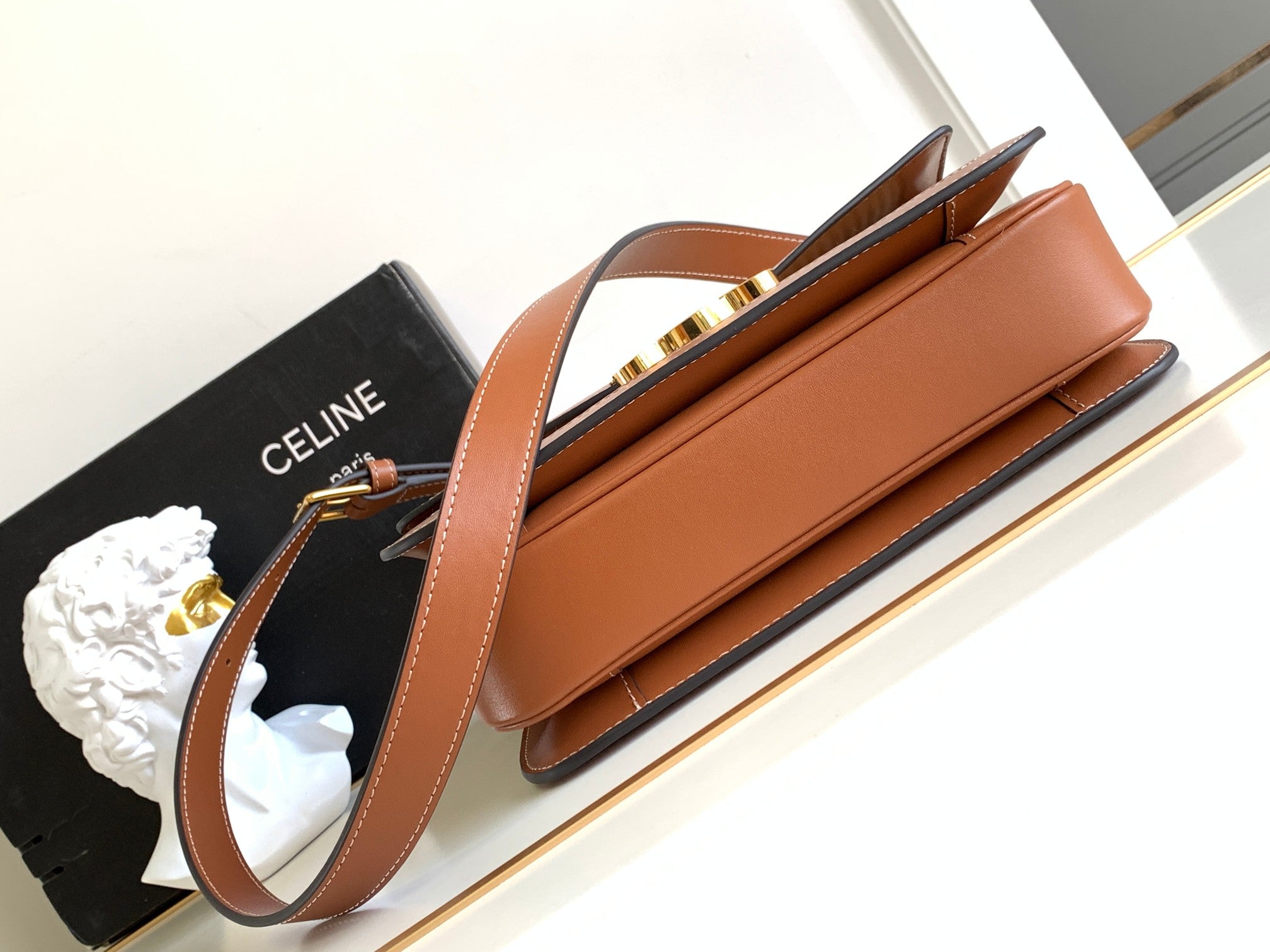 CLASSIQUE TRIOMPHE 22CM TEXTILE ET CUIR DE VEAU