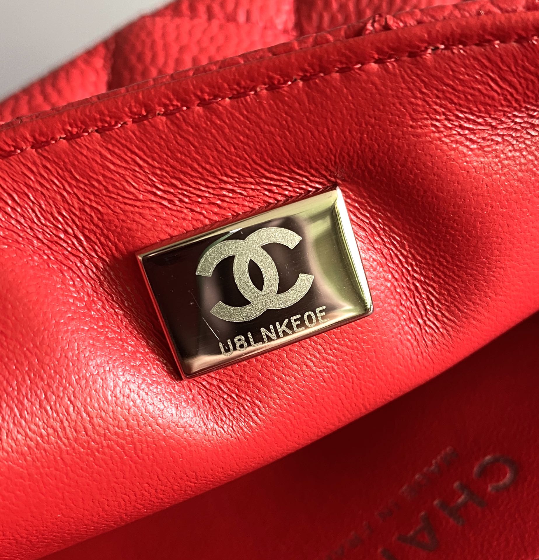 MINI SAC À RABAT RECTANGLE 20 CM ROUGE CAVIAR QUINCAILLERIE ARGENTÉE