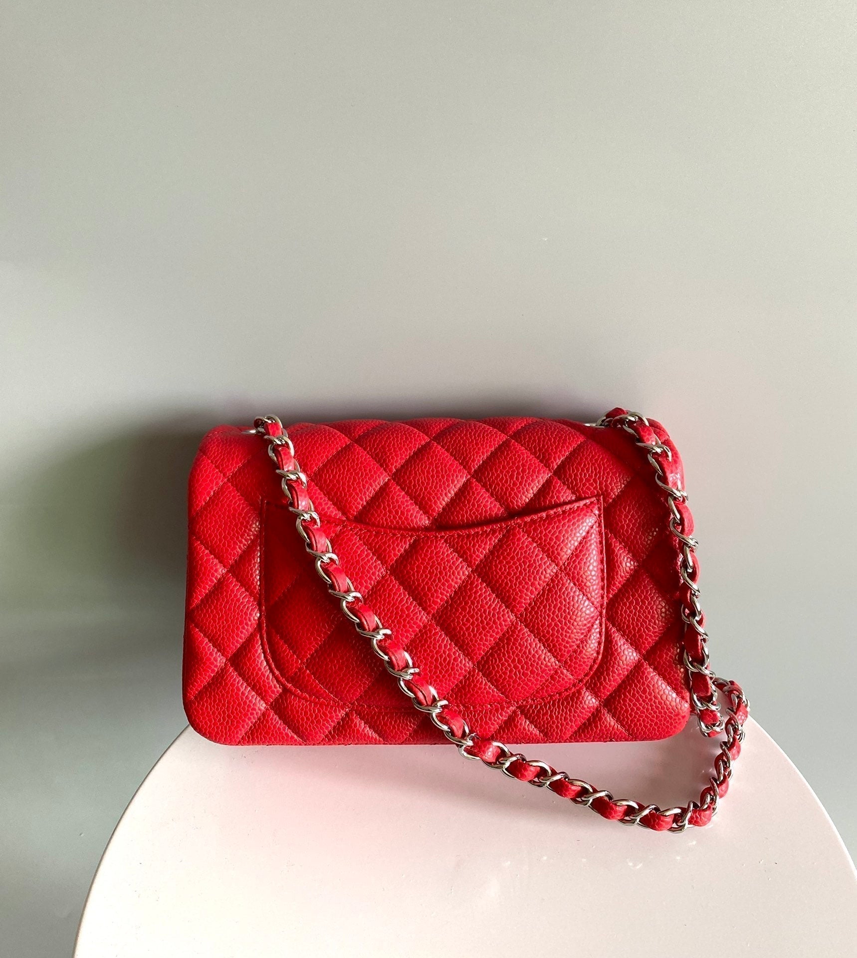 MINI SAC À RABAT RECTANGLE 20 CM ROUGE CAVIAR QUINCAILLERIE ARGENTÉE