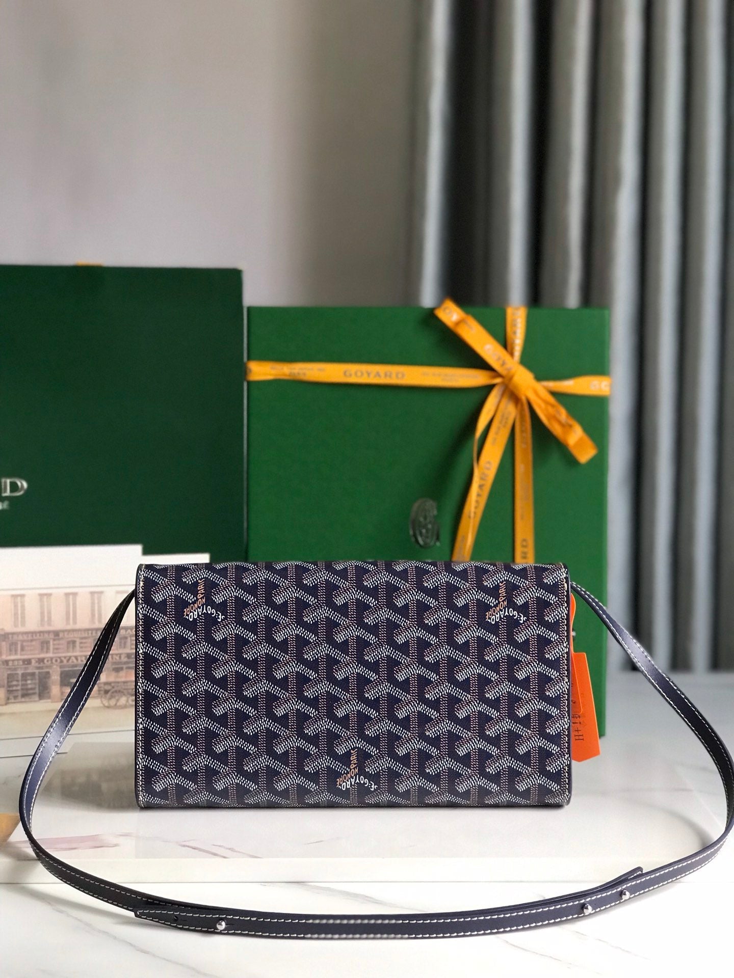 POCHETTE MONTE-CARLO PM 25 EN TOILE GOYARDINE BLEU MARINE