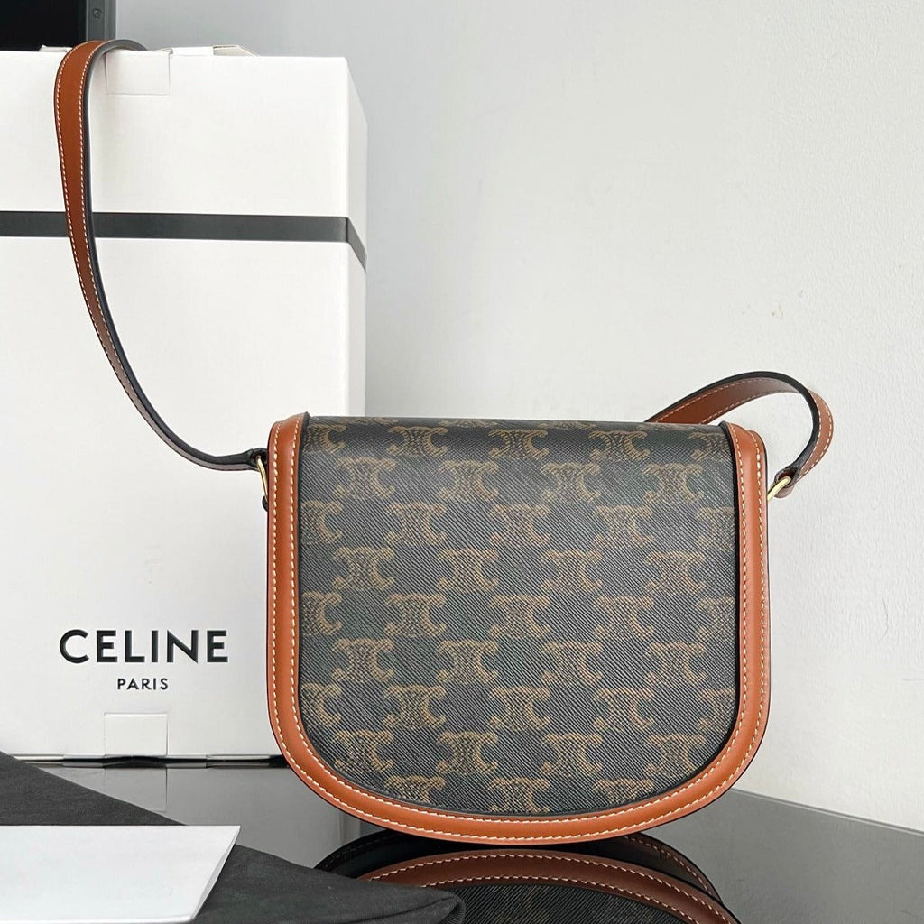SAC À MAIN TRIOMPHE EN CUIR DE VEAU BRILLANT 18 NOIR PARTERN