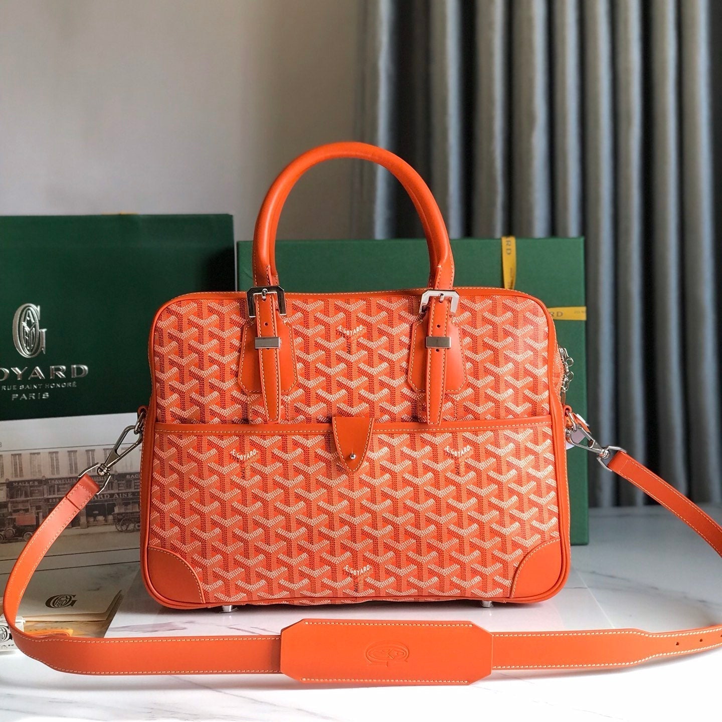 PORTE-DOCUMENTS AMBASSADE 35 EN TOILE GOYARDINE ORANGE