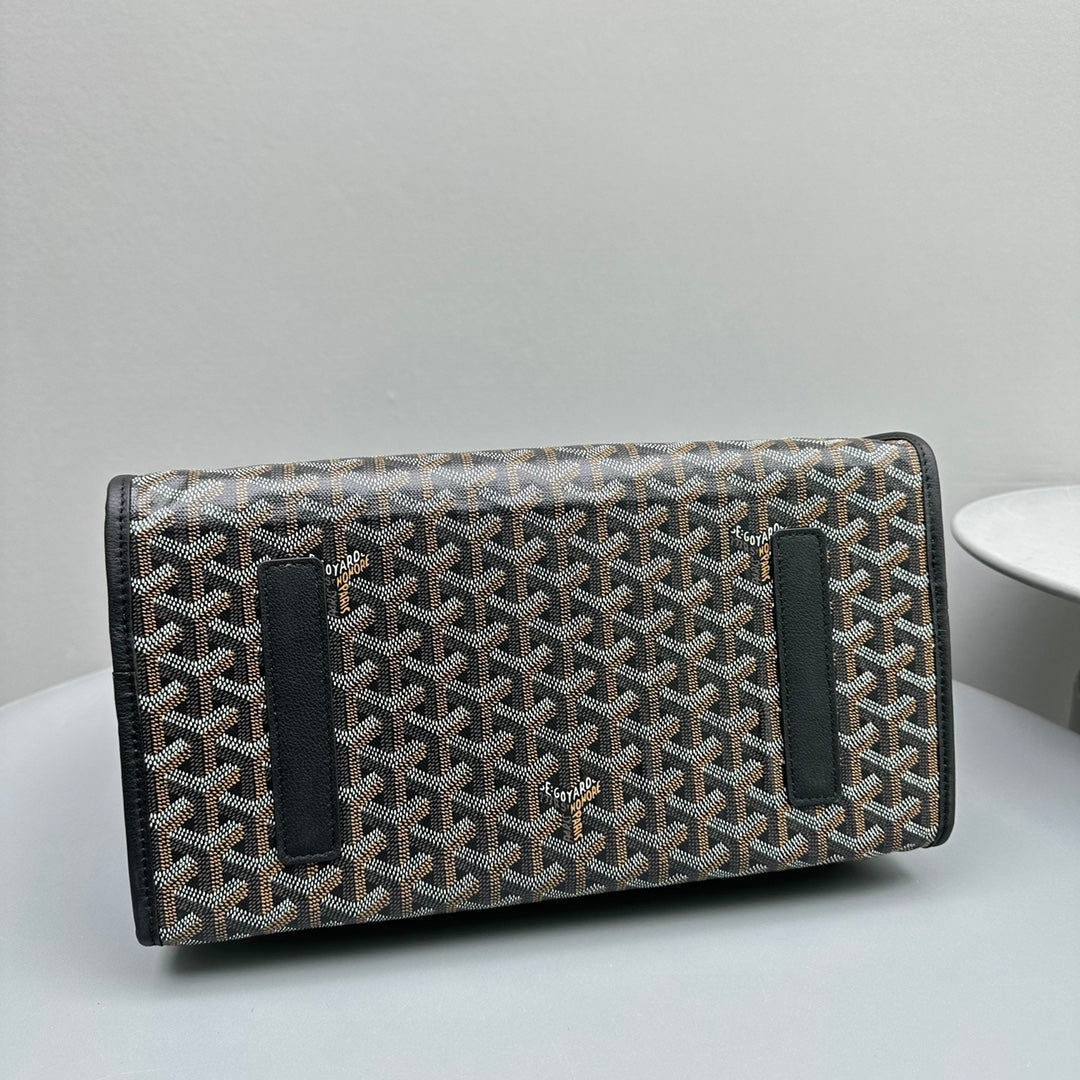 SAC À DOS LEGER 37 EN TOILE GOYARDINE NOIRE AVEC BORDURES EN CUIR DE VEAU
