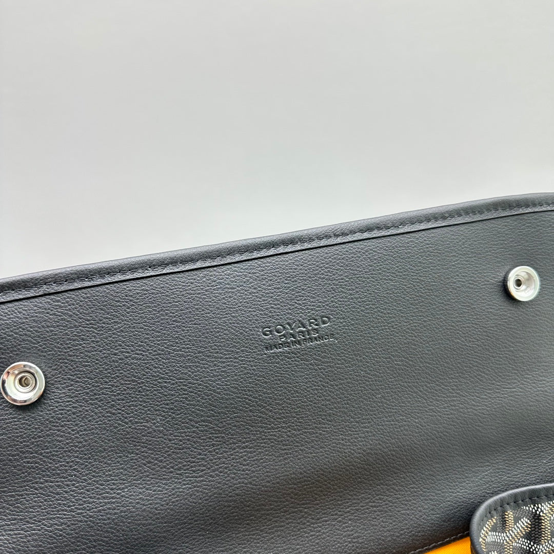 SAC À DOS LEGER 37 EN TOILE GOYARDINE NOIRE AVEC BORDURES EN CUIR DE VEAU