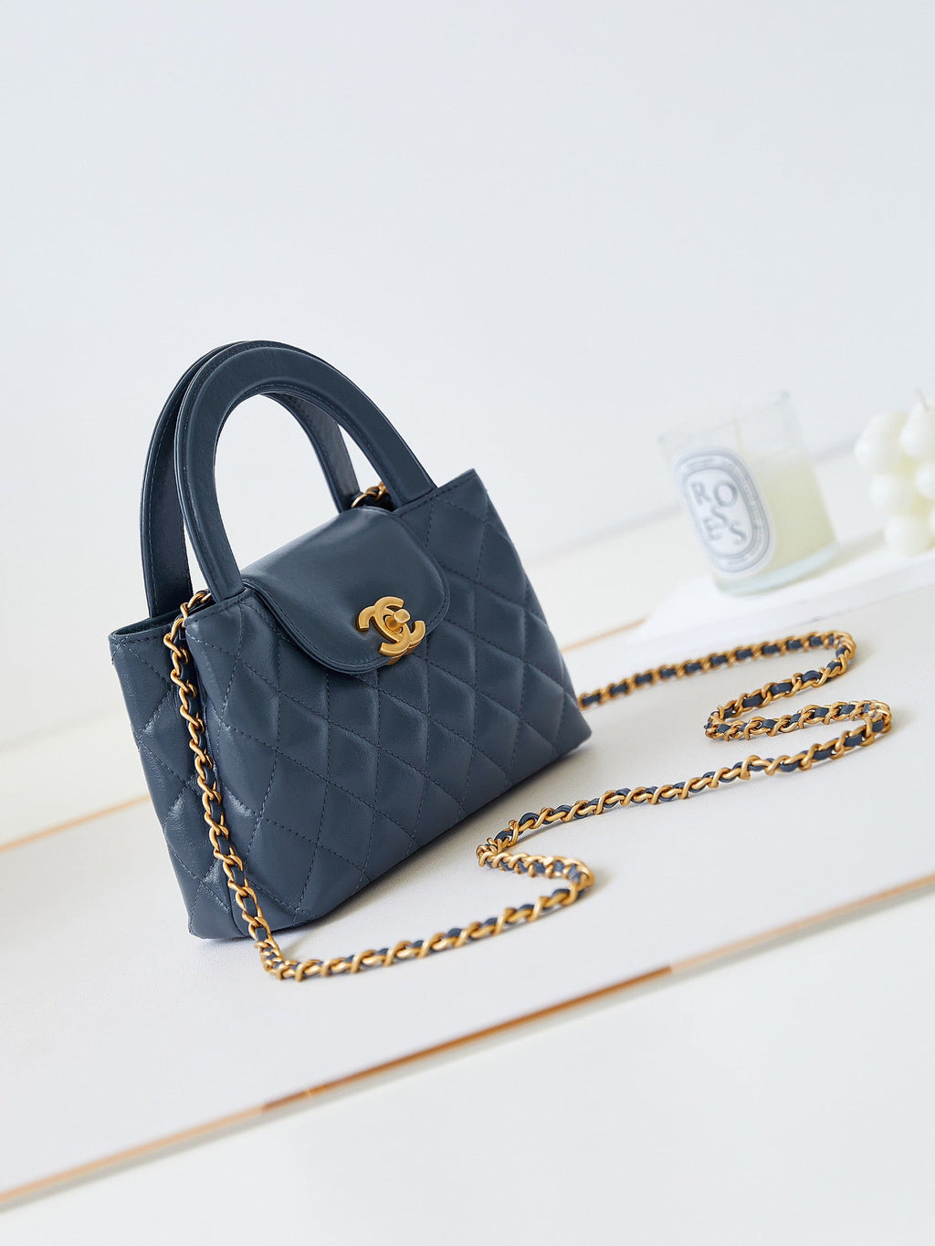 CC 24A NANO 19CM SAC CABAS KELLY EN CUIR D'AGNEAU BLEU ACIER 