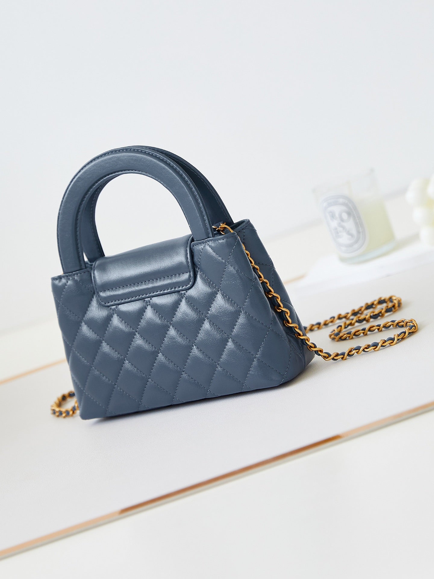 CC 24A NANO 19CM SAC CABAS KELLY EN CUIR D'AGNEAU BLEU ACIER 