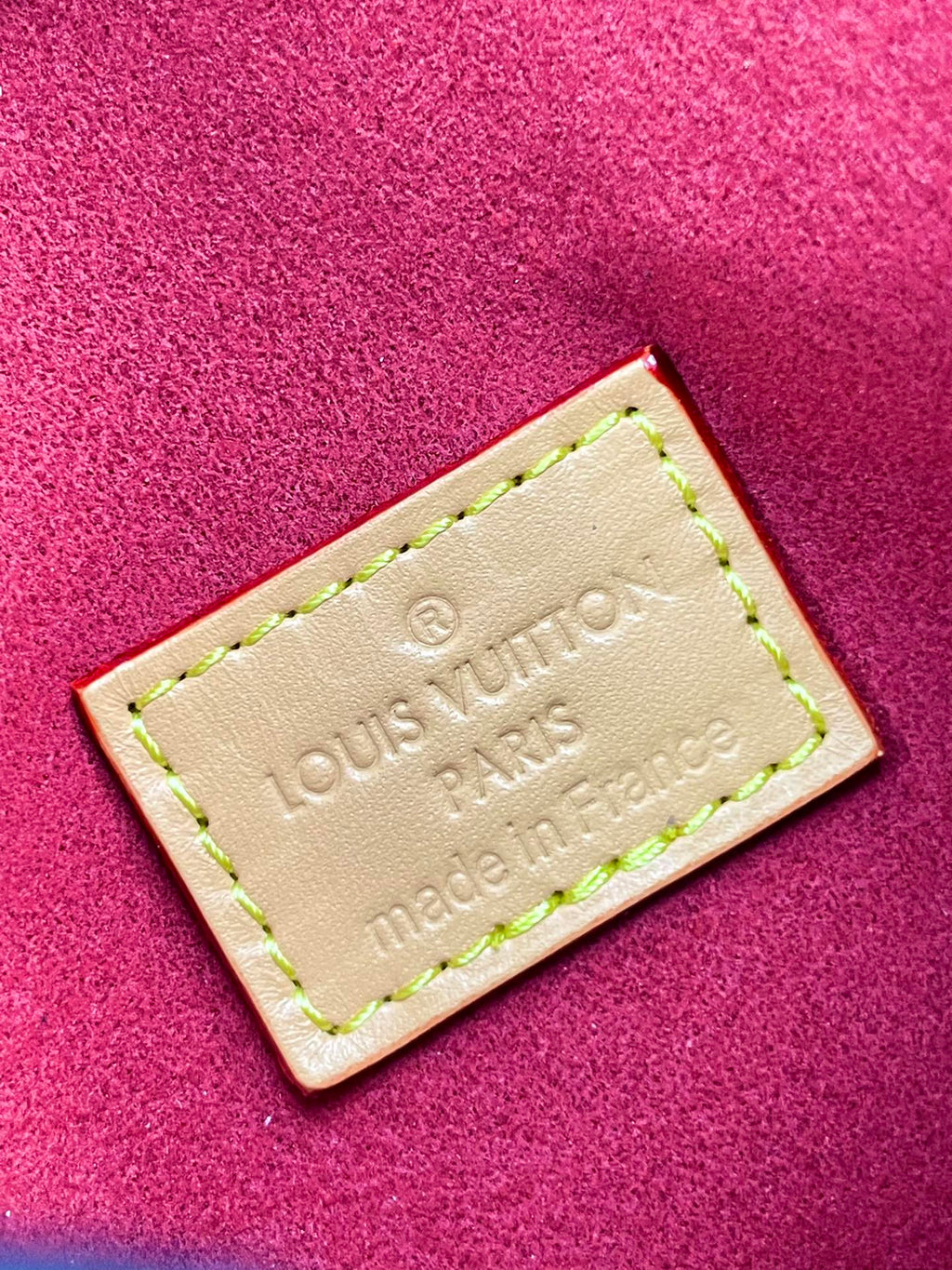 MICRO CHANTILLY 13 EN TOILE MONOGRAMME MARRON ET GARNITURES EN CUIR