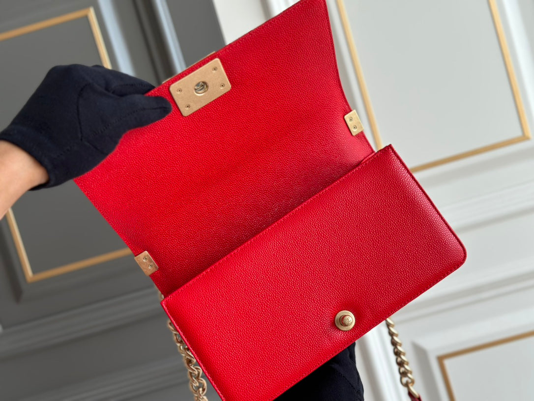 BOY MEDIUM 25 RED QUILTED CAVIAR AGED GHW