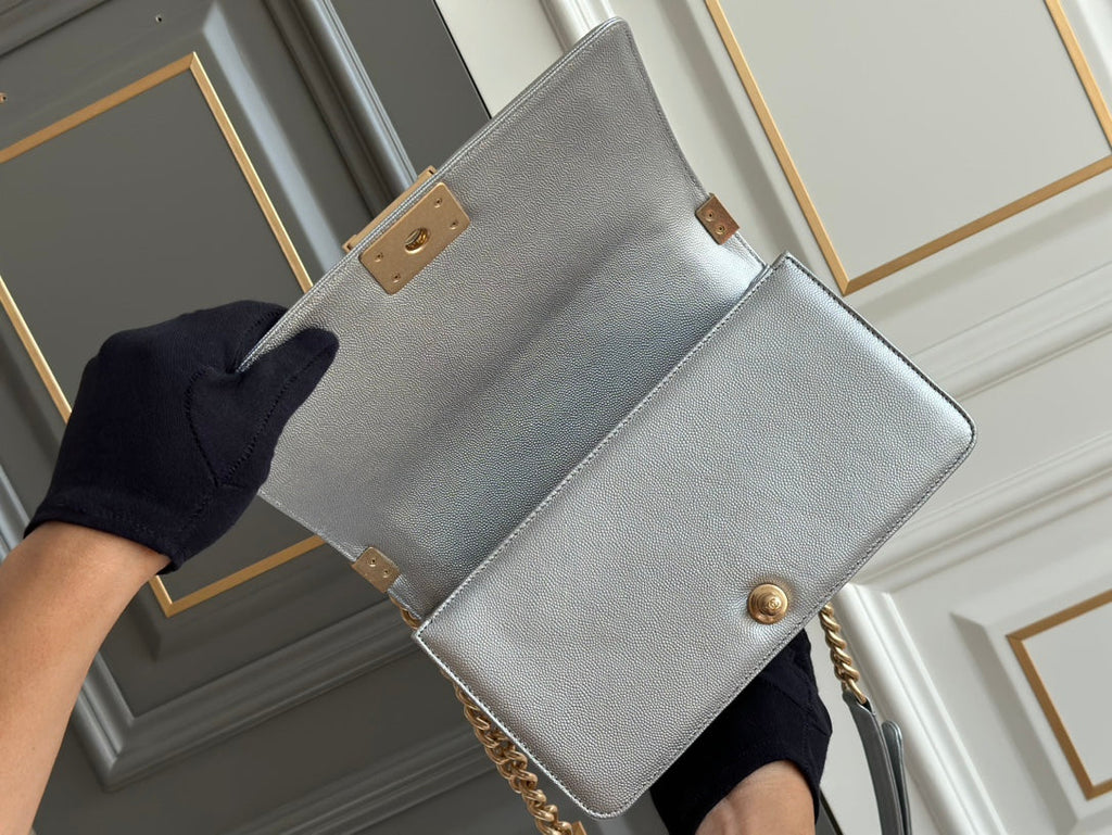GARÇON MOYEN 25 GRIS CHEVRON CAVIAR QUINCAILLERIE OR VIEILLI