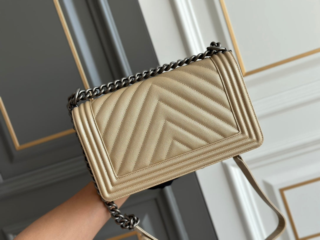 BOY MEDIUM 25 BEIGE CHEVRON CAVIAR RUTHENIUM HARDWARE