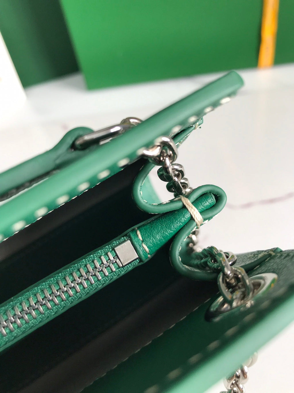 MINI SAC ROUETTE STRUCTURÉ 21 EN TOILE GOYARDINE VERTE ET CUIR DE VEAU