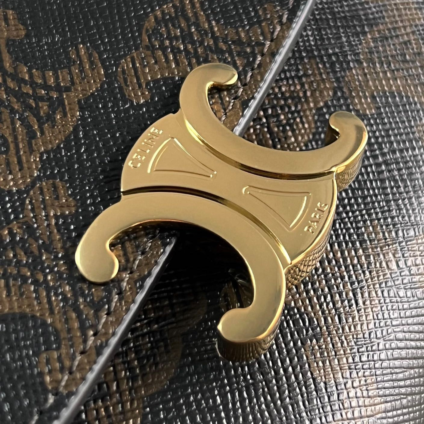 PORTEFEUILLE TRIOMPHE 10 EN CUIR DE VEAU TAN