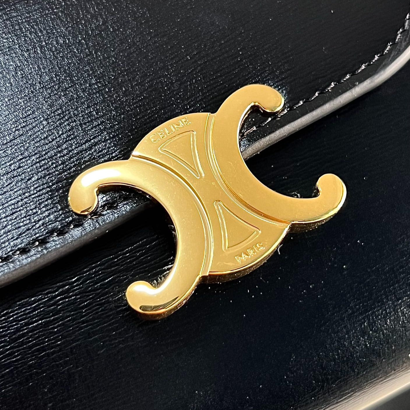 PORTEFEUILLE TRIOMPHE 10 EN CUIR DE VEAU NOIR