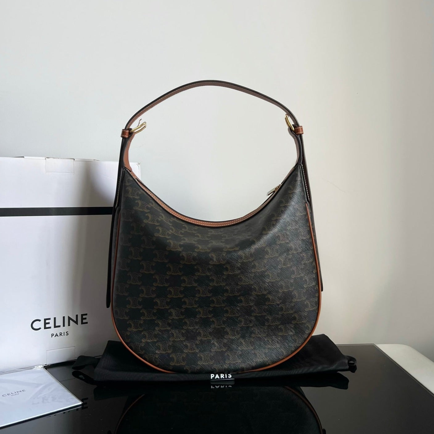 TRIOMPHE 31 CUIR DE VEAU MOTIF NOIR