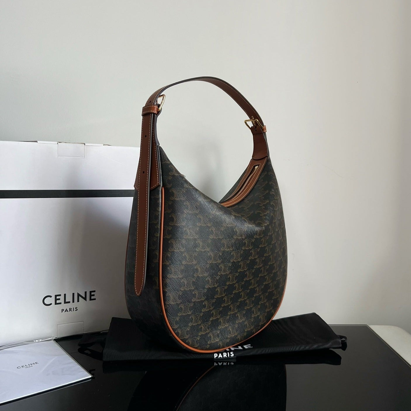 TRIOMPHE 31 CUIR DE VEAU MOTIF NOIR